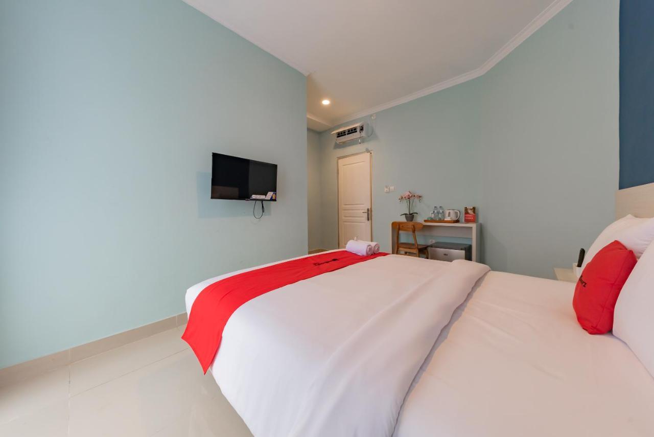 Reddoorz Plus Near Surapati Core บันดุง ภายนอก รูปภาพ